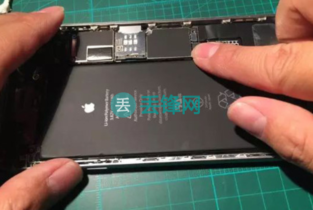 iPhone 7手机换电池注意事项