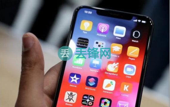 北京iPhone XS手机换屏大概要多少钱？