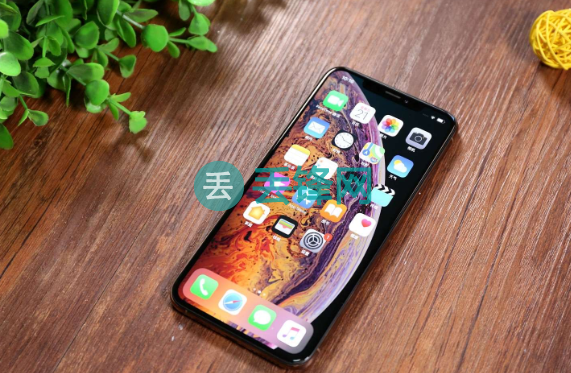 杭州哪里可以给iPhone XS Max换屏_换屏大概多少钱？