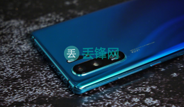 南京华为P30手机触摸屏没反应，换屏大概多少钱？
