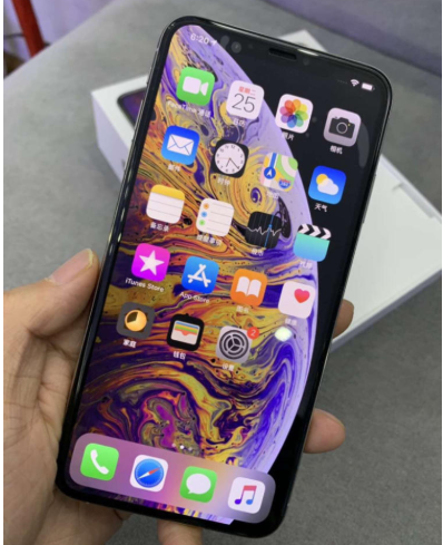 首先，我们来了解下iPhone XS Max摄像头