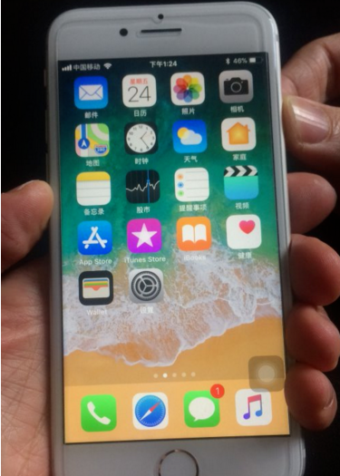 首先，iPhone8白苹果开不了机怎么办？