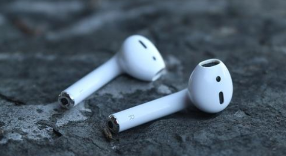 AirPods 总是断开连接怎么办？