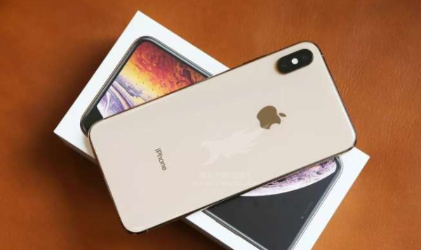 iPhone XS Max手机充电到99%不充了是什么原因？ 