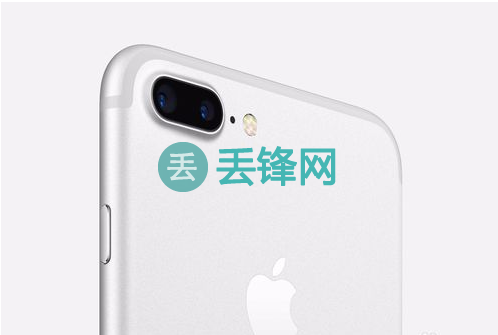 iPhone7plus后置摄像头黑屏怎么回事？