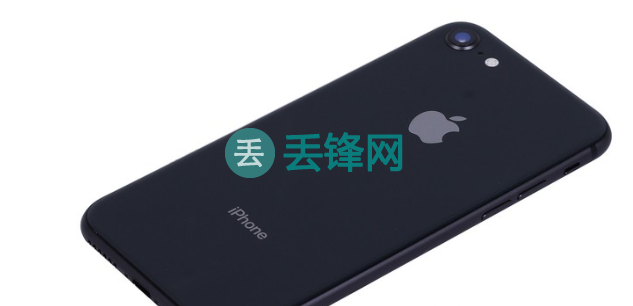 iPhone8手机照相机打开成黑屏原因分析