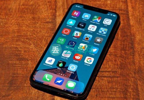 iPhone X手机屏幕碎屏维修费用