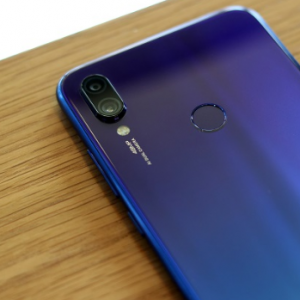 红米Note7手机触摸屏没反应、无法关机怎么办？