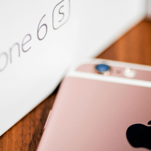 iPhone 6s手机用久了卡顿怎么办？原因终于找到了