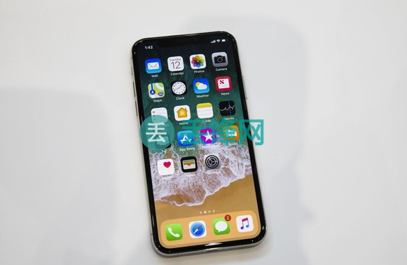 如何快速释放iPhone X手机内存呢？