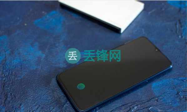 OPPO R17进水了的处理方法如下：