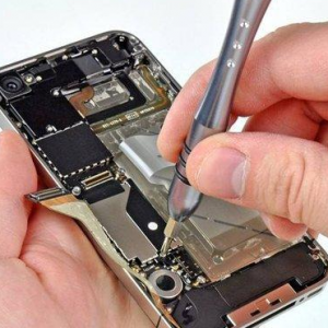 iPhone 8死机、重启、无法开机？教你如何免费维修