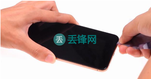 苹果iPhone XS Max手机屏幕维修方法