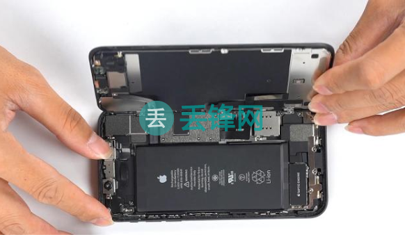 iPhone手机进水怎么处理？