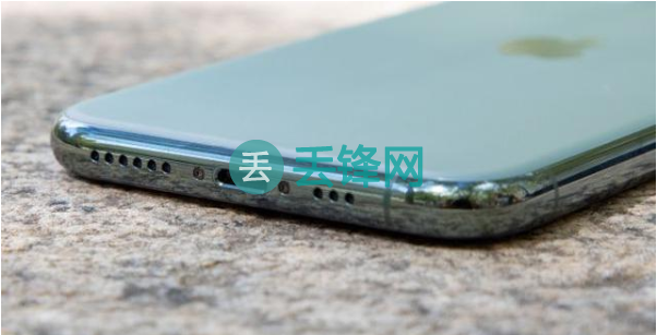 苹果iPhone 11 Pro手机屏幕容易有刮痕怎么办？