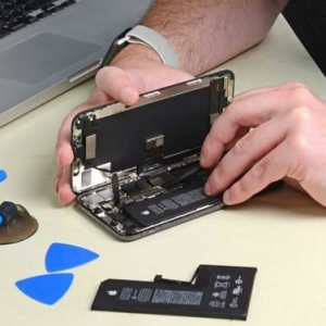 北京苹果iPhone XS Max手机进水故障案例分析